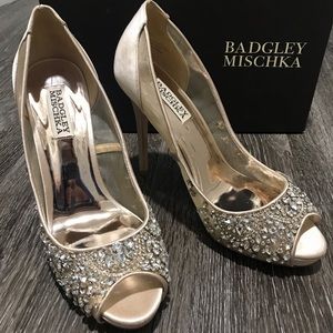 Badgley Mischka Women's Pepper Pump Wedding Heels